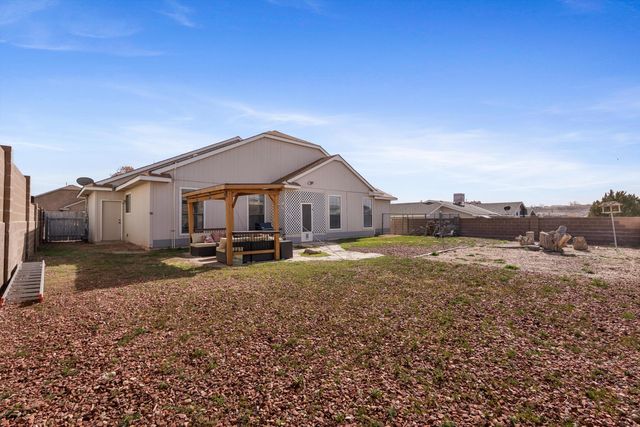 4628 Rockaway Loop NE, Rio Rancho, NM 87124