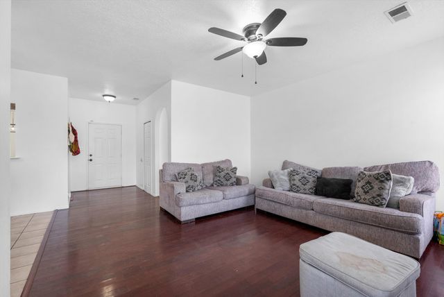 4628 Rockaway Loop NE, Rio Rancho, NM 87124