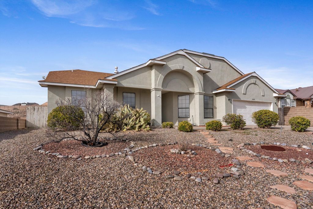 4628 Rockaway Loop NE, Rio Rancho, NM 87124