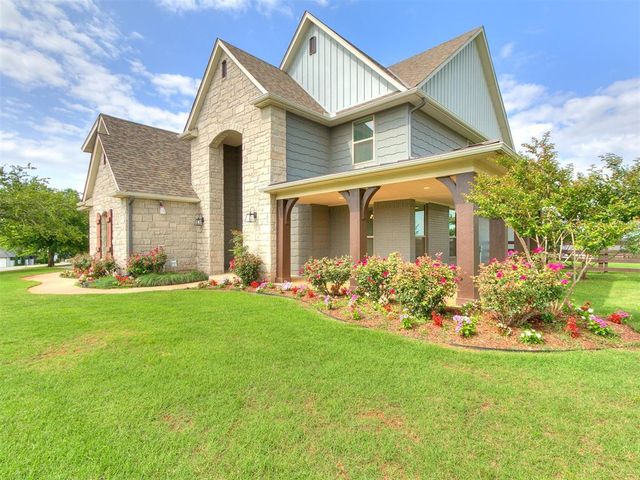 2517 Sandplum Lane, Goldsby, OK 73093