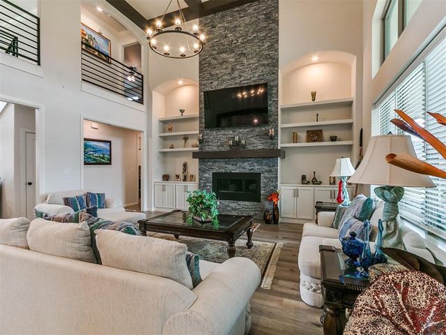 2517 Sandplum Lane, Goldsby, OK 73093