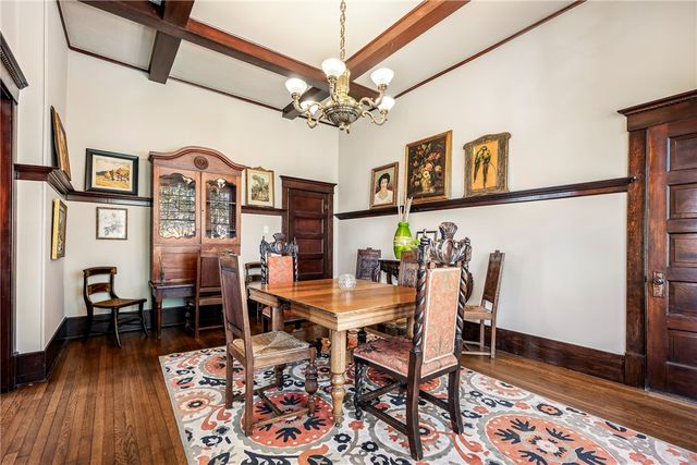 508 W Central Avenue, Bentonville, AR 72712