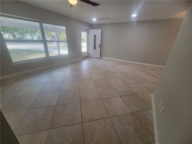 356 30th Avenue, Vero Beach, FL 32968