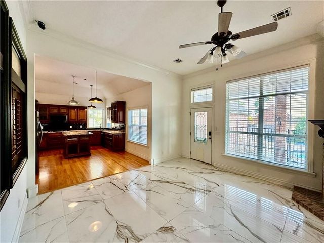 4619 W Knoll View Way, Rogers, AR 72758