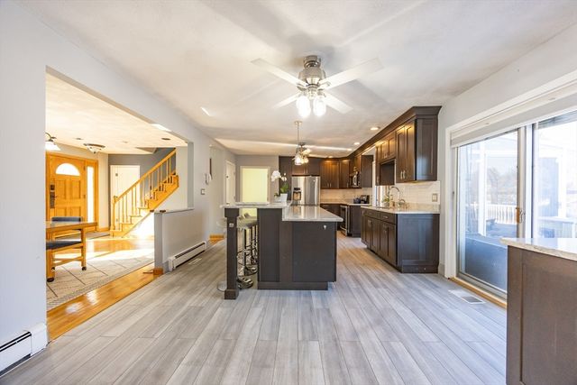 11 Valdora Dr, Stoneham, MA 02180