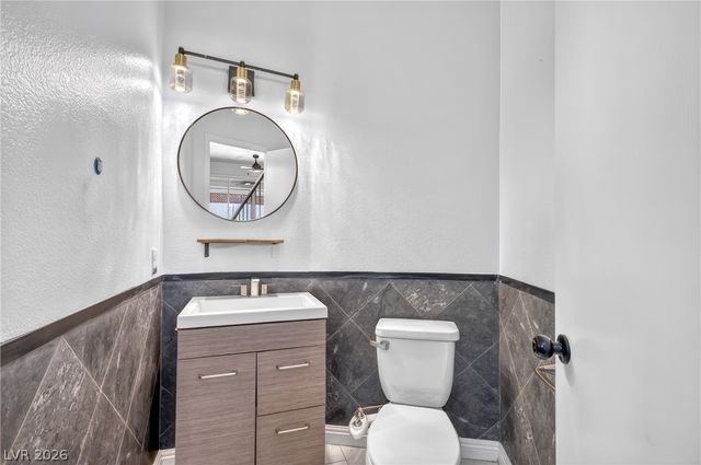 1303 Pecan Tree Court, Las Vegas, NV 89142