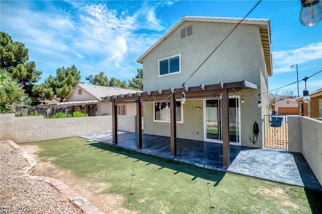 1303 Pecan Tree Court, Las Vegas, NV 89142
