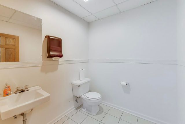 7401 Madison Street 1, Forest Park, IL 60130