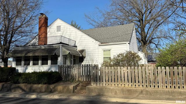 1528 W LAWRENCE Avenue, Springfield, IL 62704