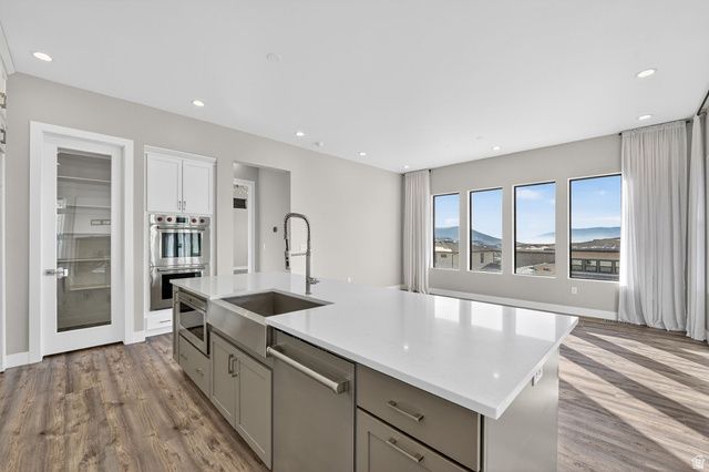 1809 W OAK CREEK CIR, Lehi, UT 84048