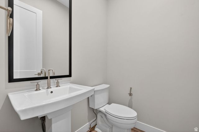 1809 W OAK CREEK CIR, Lehi, UT 84048