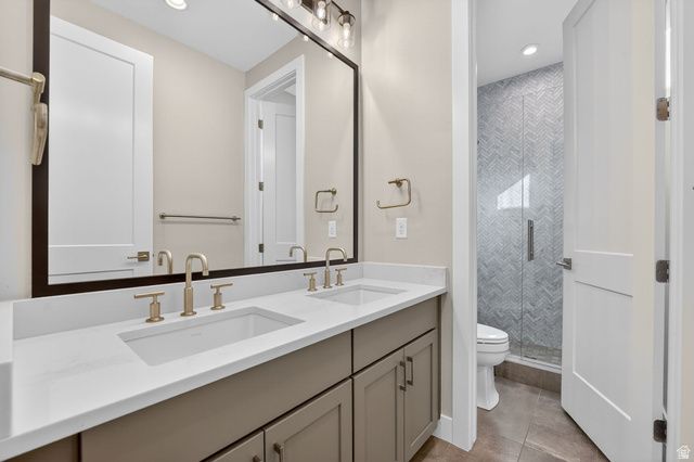 1809 W OAK CREEK CIR, Lehi, UT 84048