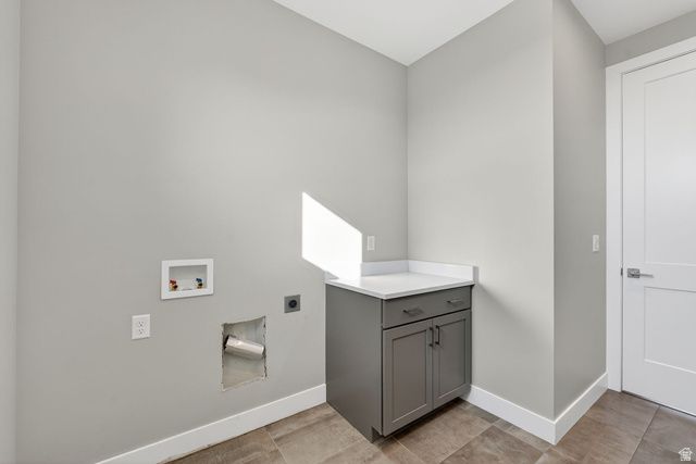 1809 W OAK CREEK CIR, Lehi, UT 84048