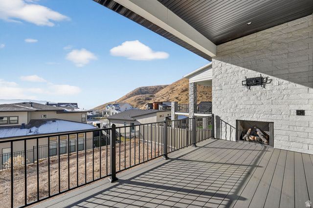 1809 W OAK CREEK CIR, Lehi, UT 84048