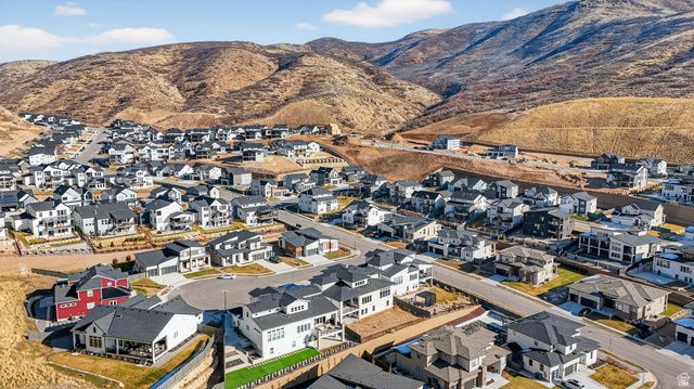 1809 W OAK CREEK CIR, Lehi, UT 84048