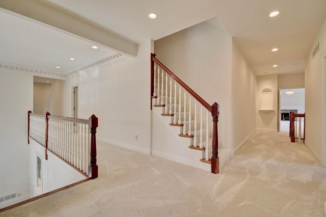 114 W Maple Avenue, Fort Mitchell, KY 41011