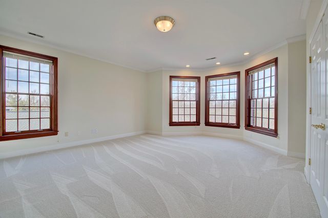 114 W Maple Avenue, Fort Mitchell, KY 41011