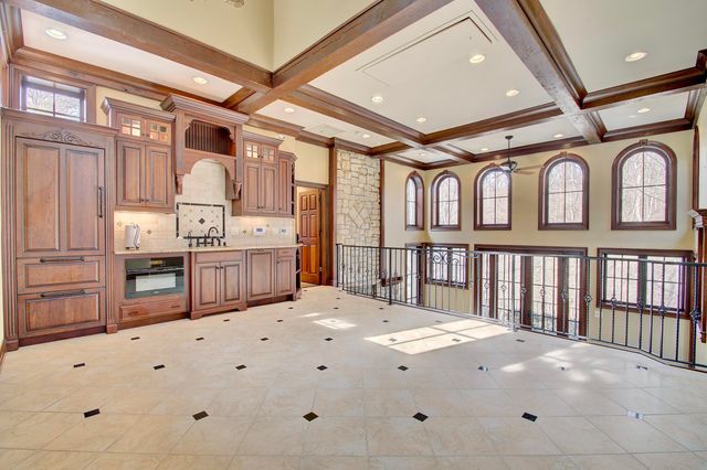 114 W Maple Avenue, Fort Mitchell, KY 41011