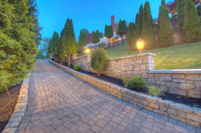 114 W Maple Avenue, Fort Mitchell, KY 41011
