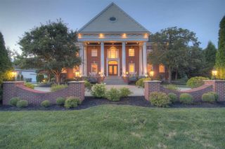 114 W Maple Avenue, Fort Mitchell, KY 41011