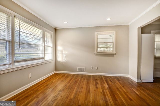 3173 Spreading Oak Drive SW, Atlanta, GA 30311