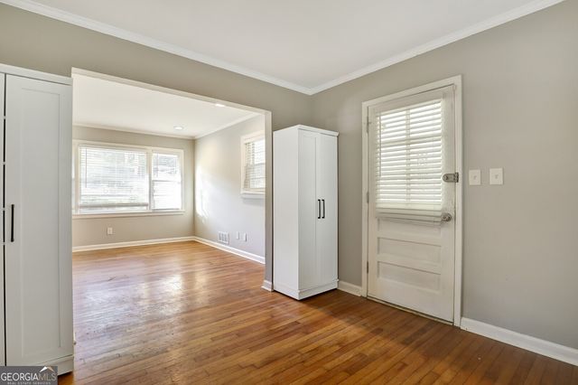 3173 Spreading Oak Drive SW, Atlanta, GA 30311