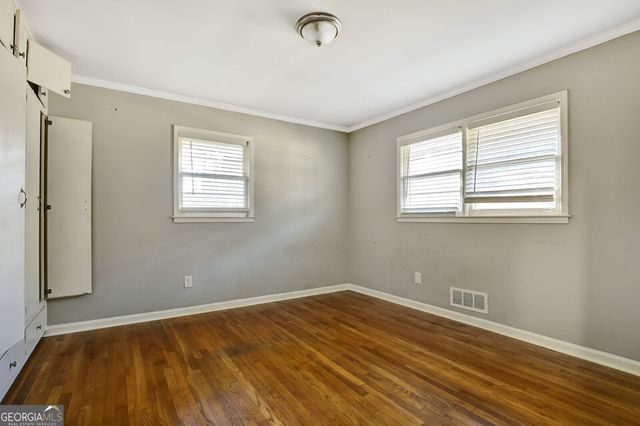 3173 Spreading Oak Drive SW, Atlanta, GA 30311