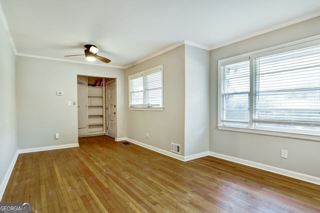 3173 Spreading Oak Drive SW, Atlanta, GA 30311