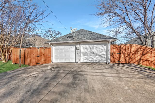914 W Houston Street, Sherman, TX 75092