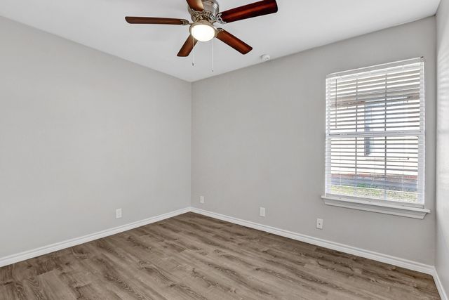 914 W Houston Street, Sherman, TX 75092
