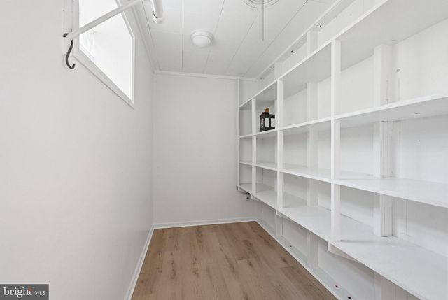 3005 CEDAR HILL RD, Falls Church, VA 22042