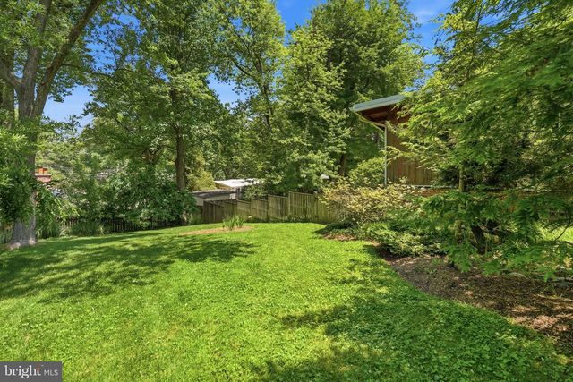 3005 CEDAR HILL RD, Falls Church, VA 22042