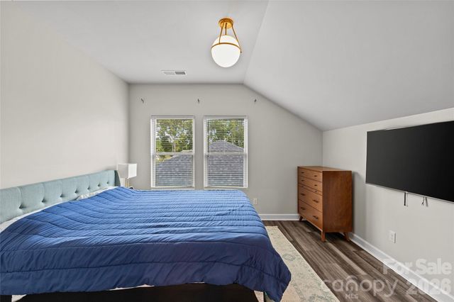 9306 Dufaux Drive, Charlotte, NC 28278
