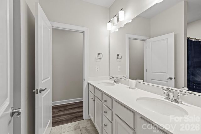 9306 Dufaux Drive, Charlotte, NC 28278