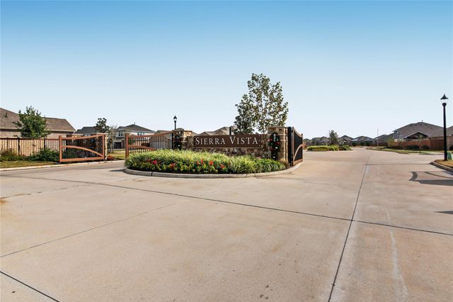 2007 Tioga View Drive, Rosharon, TX 77583
