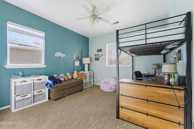 109 Oak Place, Tehachapi, CA 93561