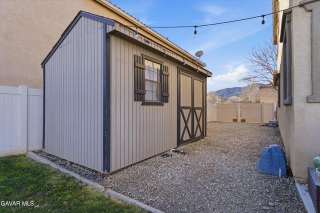 109 Oak Place, Tehachapi, CA 93561
