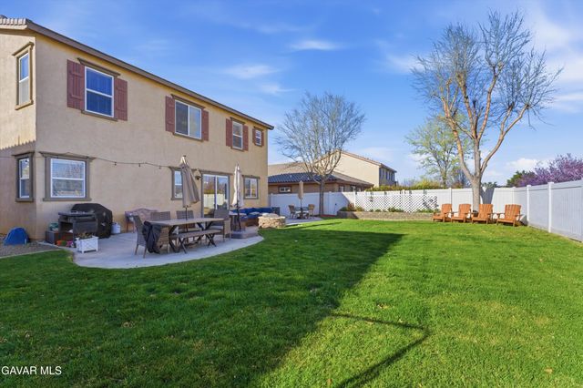 109 Oak Place, Tehachapi, CA 93561