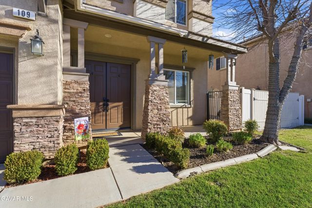 109 Oak Place, Tehachapi, CA 93561