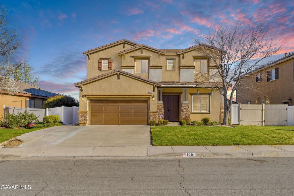 109 Oak Place, Tehachapi, CA 93561