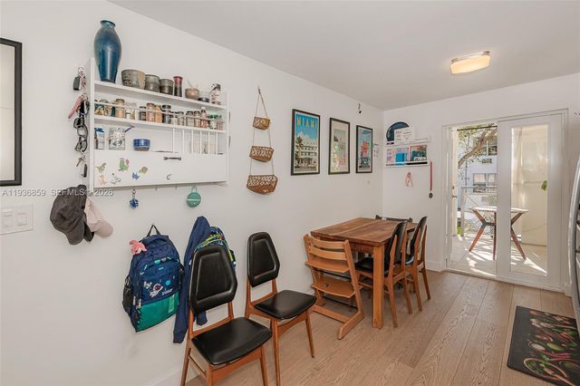 1005 8th St 204, Miami Beach, FL 33139