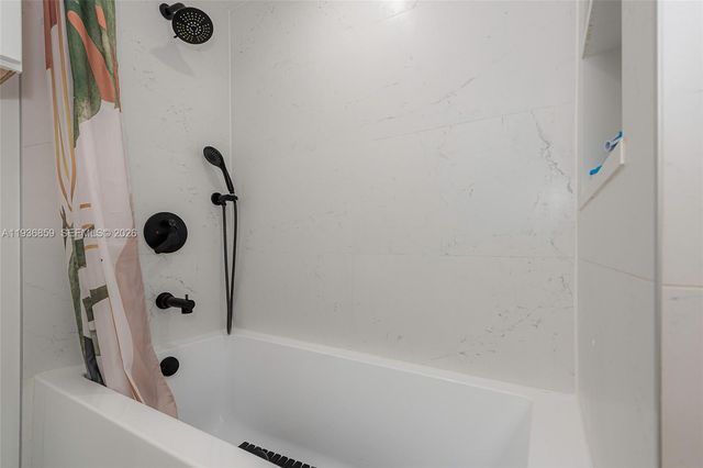 1005 8th St 204, Miami Beach, FL 33139