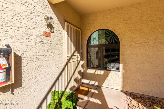 930 N MESA Drive 1024, Mesa, AZ 85201
