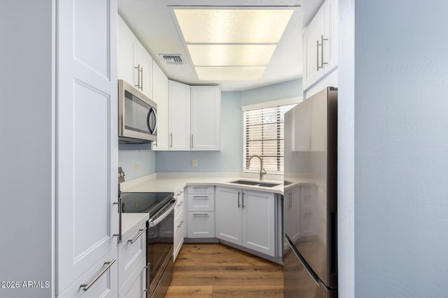 930 N MESA Drive 1024, Mesa, AZ 85201