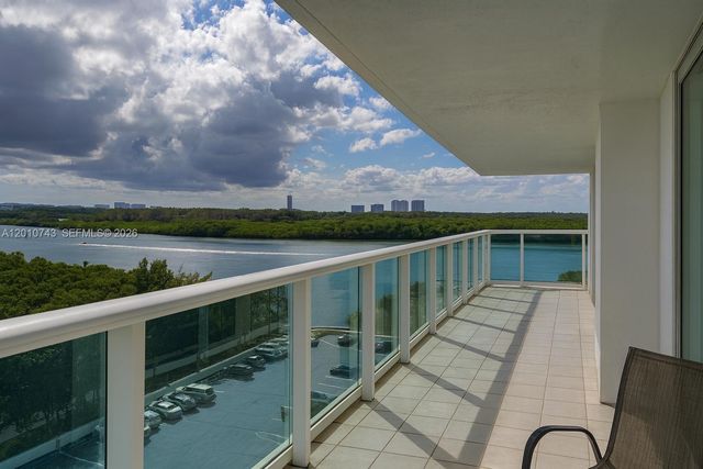 100 Bayview Dr 1026, Sunny Isles Beach, FL 33160