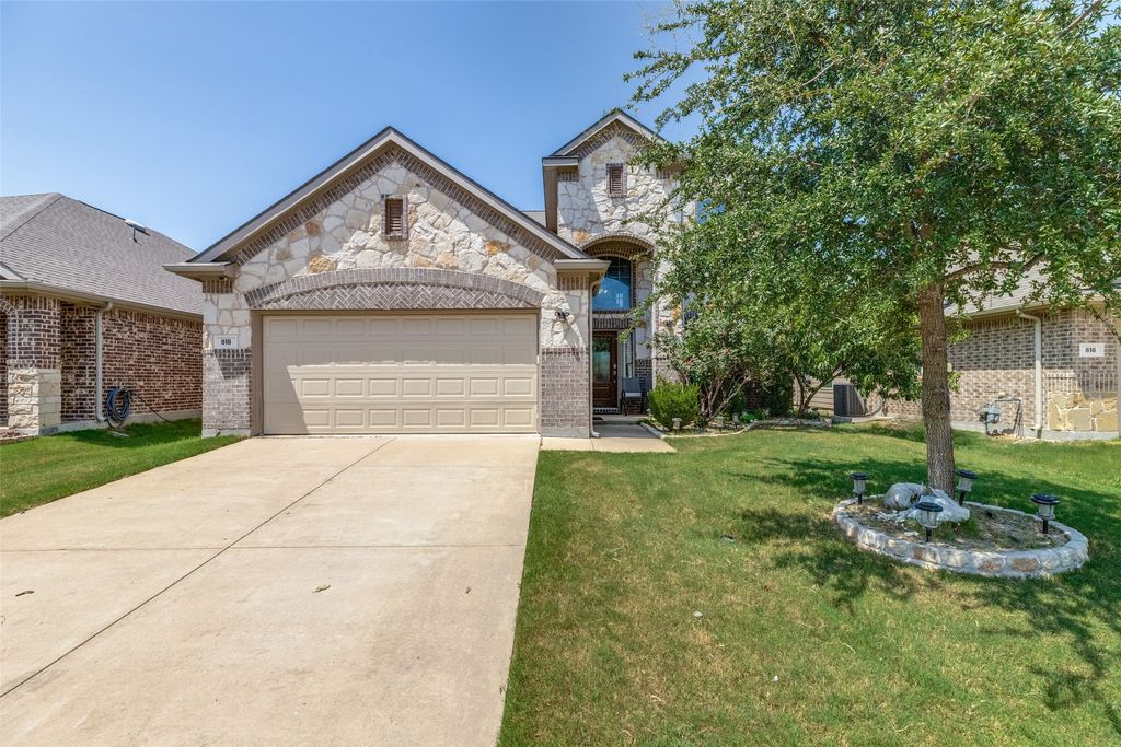 818 Blackhawk Drive, Princeton, TX 75407