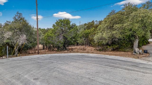 10 McInnis, Bulverde, TX 78163