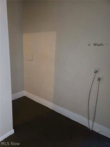 5636 Drake Avenue, Cleveland, OH 44127