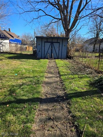 5636 Drake Avenue, Cleveland, OH 44127