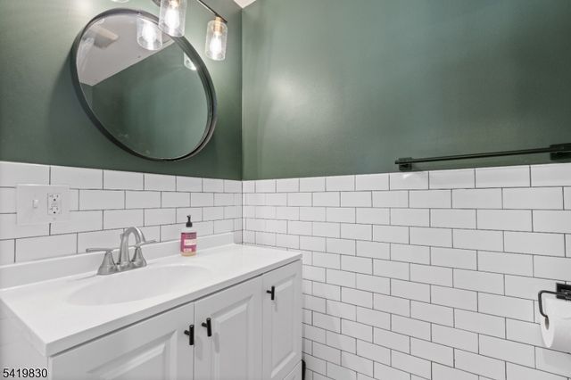 117 Argyle Pl, Kearny Town, NJ 07032